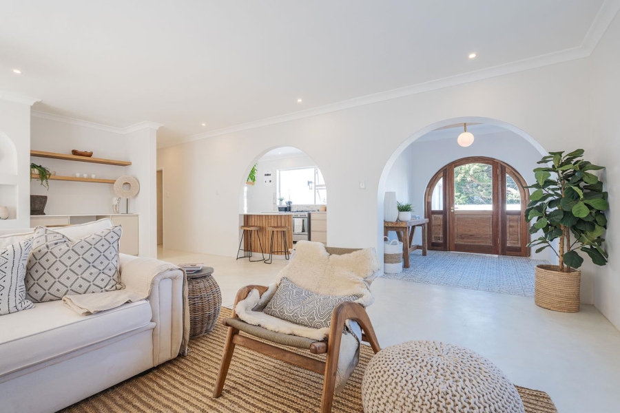 3 Bedroom Property for Sale in Constantia Western Cape